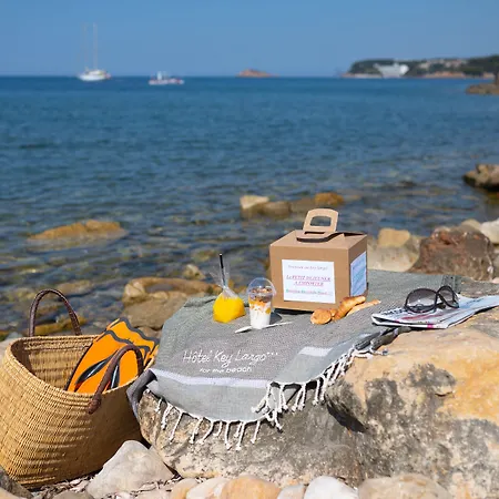 Key Largo 3* 방돌