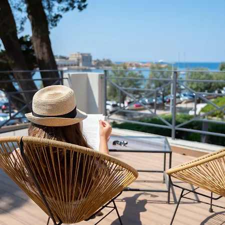 Key Largo Hotel 3*